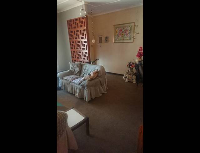 3 BEDROOM HOUSE FOR SALE IN HILLSHAVEN